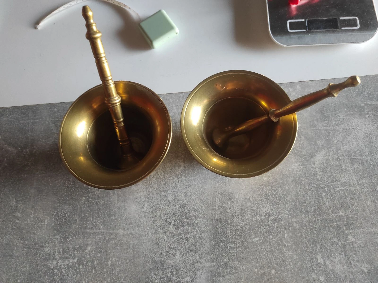 Dos morteros de bronce completos vintage 
